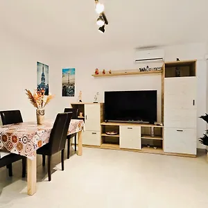 En Apartamento Torre Del Mar