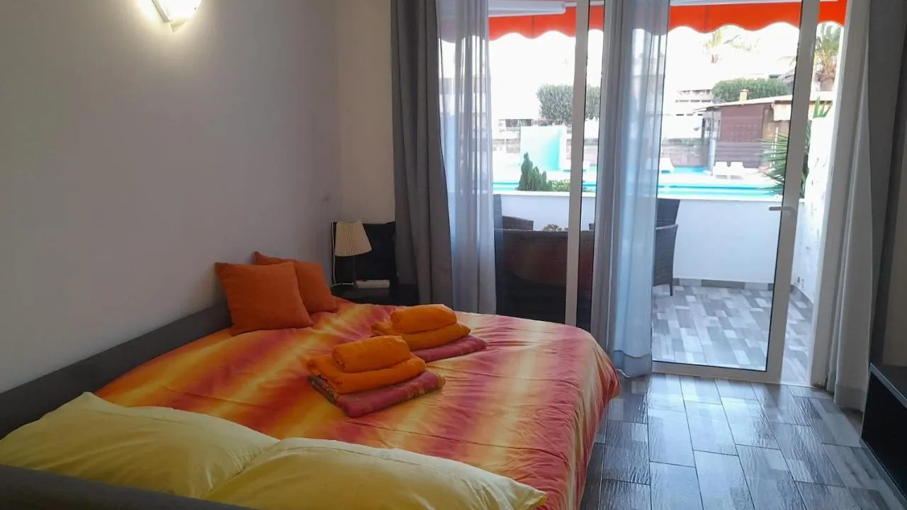 Apartamento Geremy'S Boutique Vivienda Vv A-38-4-2068 Arona